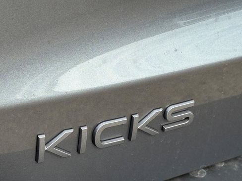 New 2026 Nissan Kicks SR FWD image 7