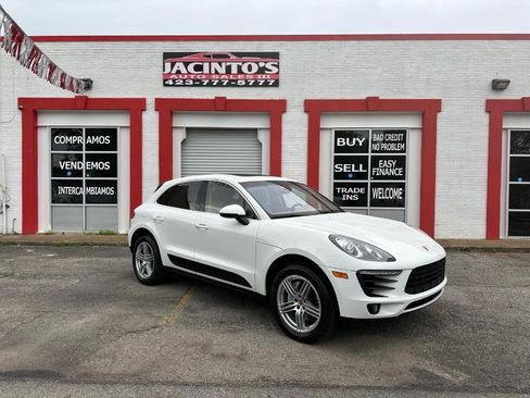 Used 2015 Porsche Macan S image 46