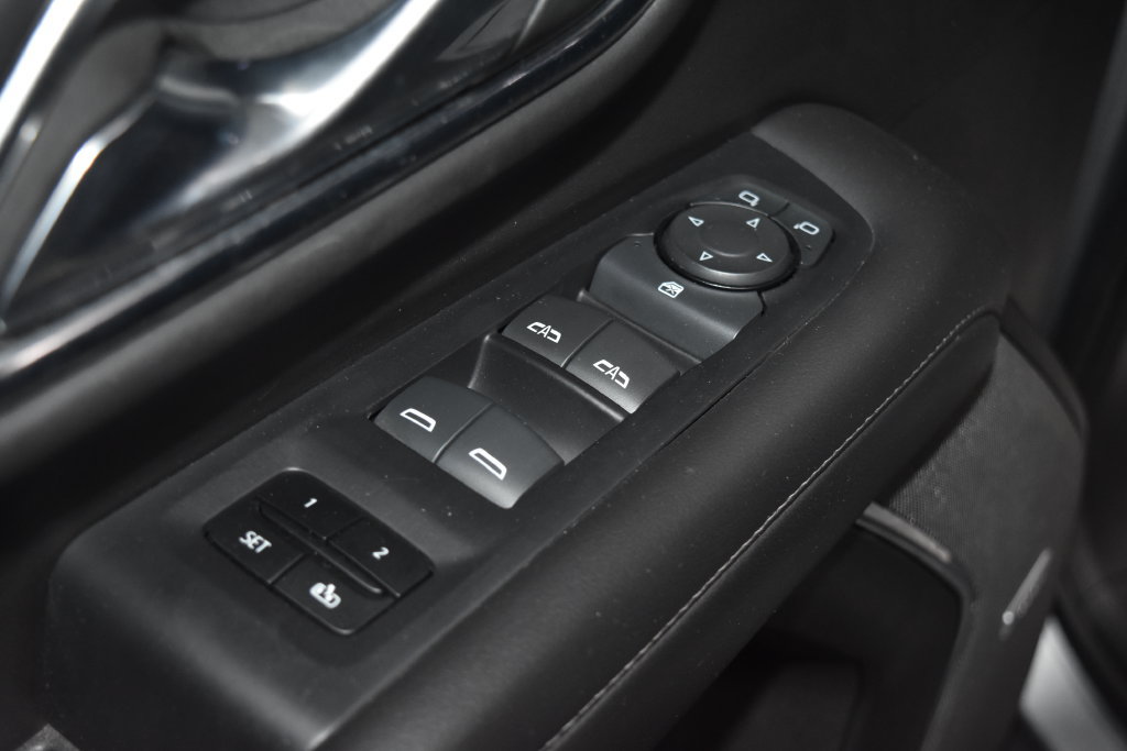 Used 2024 Chevrolet Tahoe LT AWD/4WD image 5