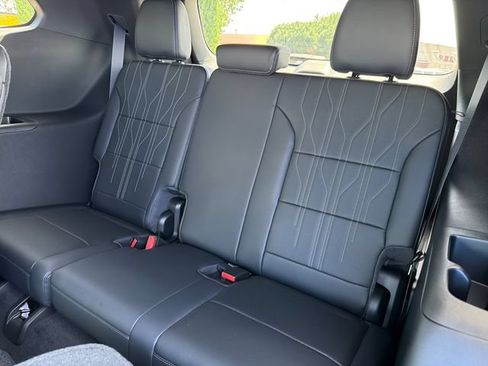 New 2026 Buick Enclave Avenir w/ Super Cruise Package FWD image 20