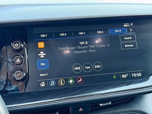 Used 2023 Buick Envision Essence w/ Sport Touring Package FWD image 14