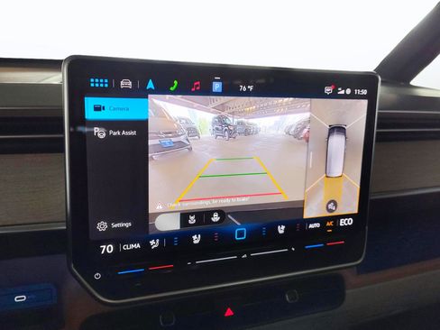 New 2025 Volkswagen ID. Buzz Pro S Plus image 33