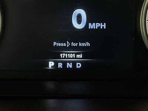 Used 2018 RAM 1500 Laramie w/ Convenience Group AWD/4WD image 43
