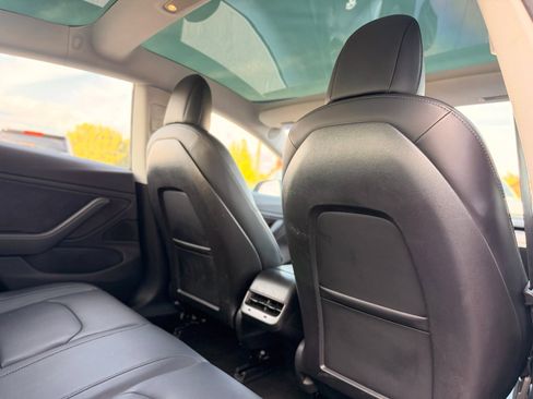 Used 2018 Tesla Model 3 Mid Range RWD image 20