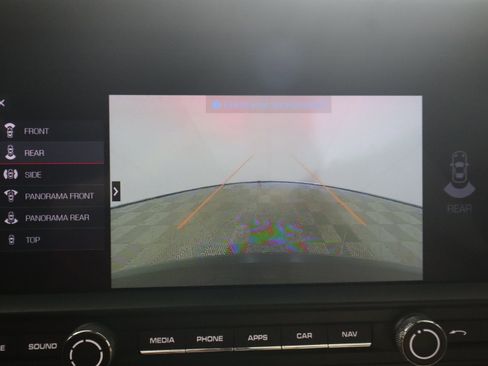 Used 2021 Porsche Macan image 24