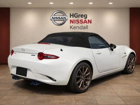 Used 2018 MAZDA MX-5 Miata Grand Touring RWD image 4