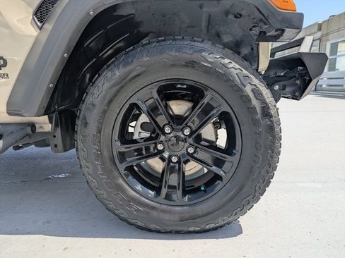 Used 2022 Jeep Wrangler Unlimited Sport AWD/4WD image 10