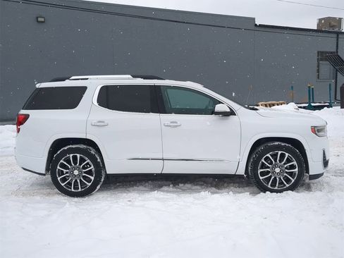 Used 2021 GMC Acadia Denali w/ Denali Ultimate Package image 15