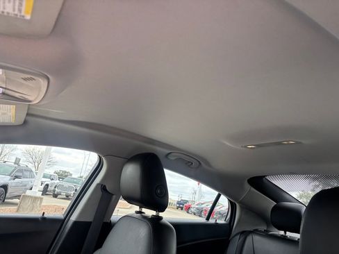 Used 2018 Chevrolet Volt Premier w/ Driver Confidence Package image 14