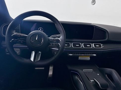 New 2026 Mercedes-Benz GLS 450 4MATIC image 25