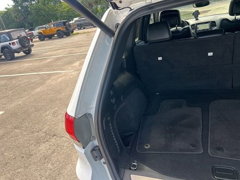 Used 2018 Jeep Grand Cherokee Limited w/ Mopar Chrome Edition Group image 30