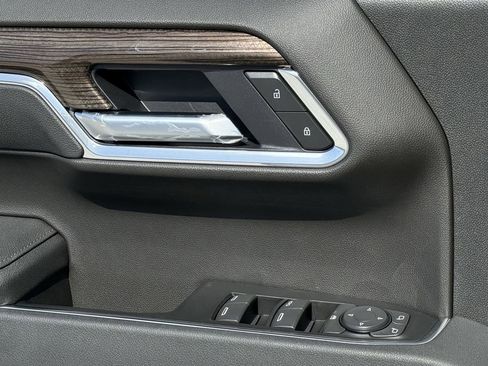 New 2026 Chevrolet Silverado 1500 LT w/ Texas Edition Plus RWD image 18