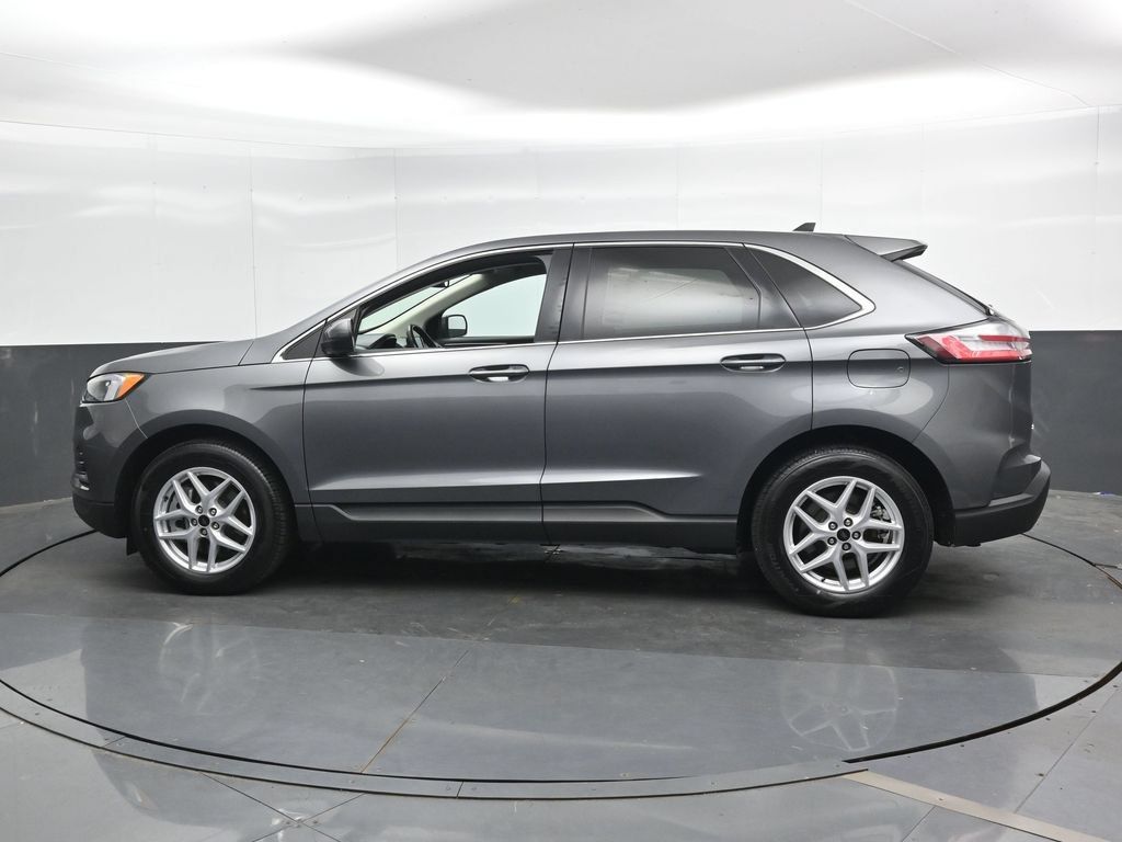 Used 2024 Ford Edge SEL AWD/4WD image 8
