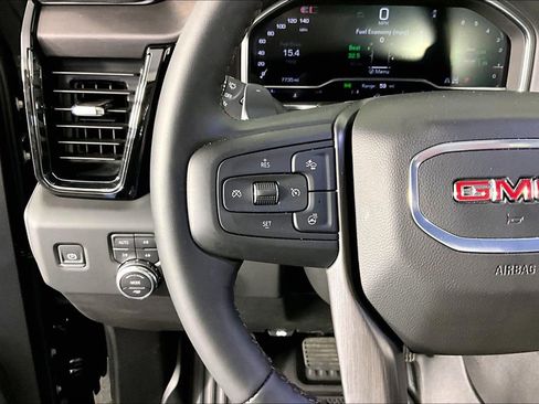 Certified 2025 GMC Sierra 1500 AT4 w/ AT4 Premium Package AWD/4WD image 11