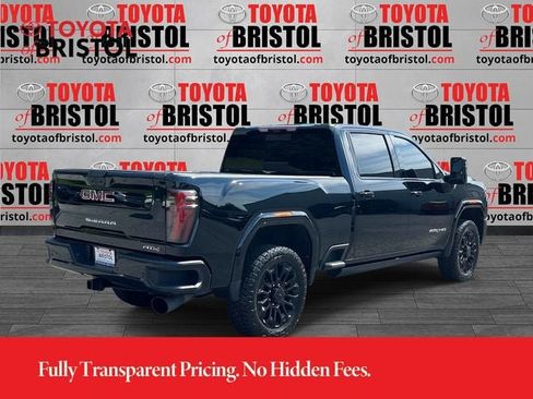Used 2024 GMC Sierra 2500 AT4 w/ AT4 Premium Plus Package AWD/4WD image 3