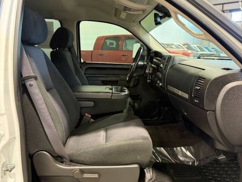 Used 2010 Chevrolet Silverado 2500 LT AWD/4WD image 17