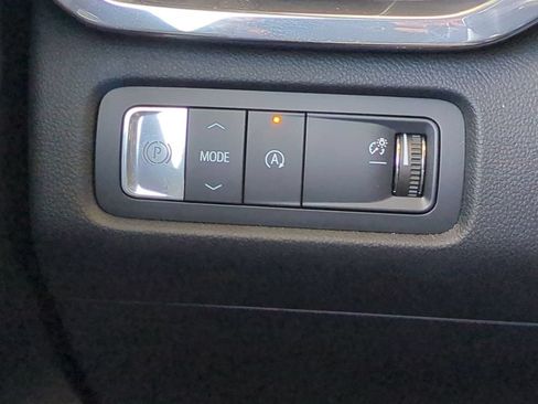Certified 2026 GMC Acadia Elevation FWD image 24