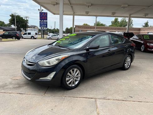 Used 2016 Hyundai Accent SE FWD image 3