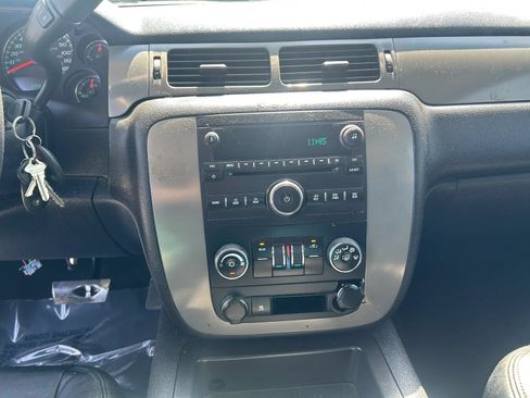 Used 2009 Chevrolet Tahoe 4WD w/ Skid Plate Package image 11