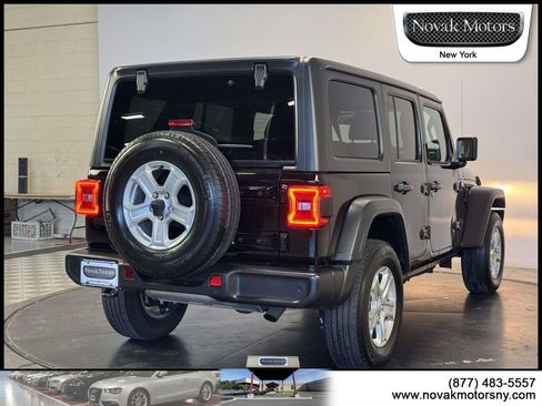 Used 2022 Jeep Wrangler Unlimited Sport image 7