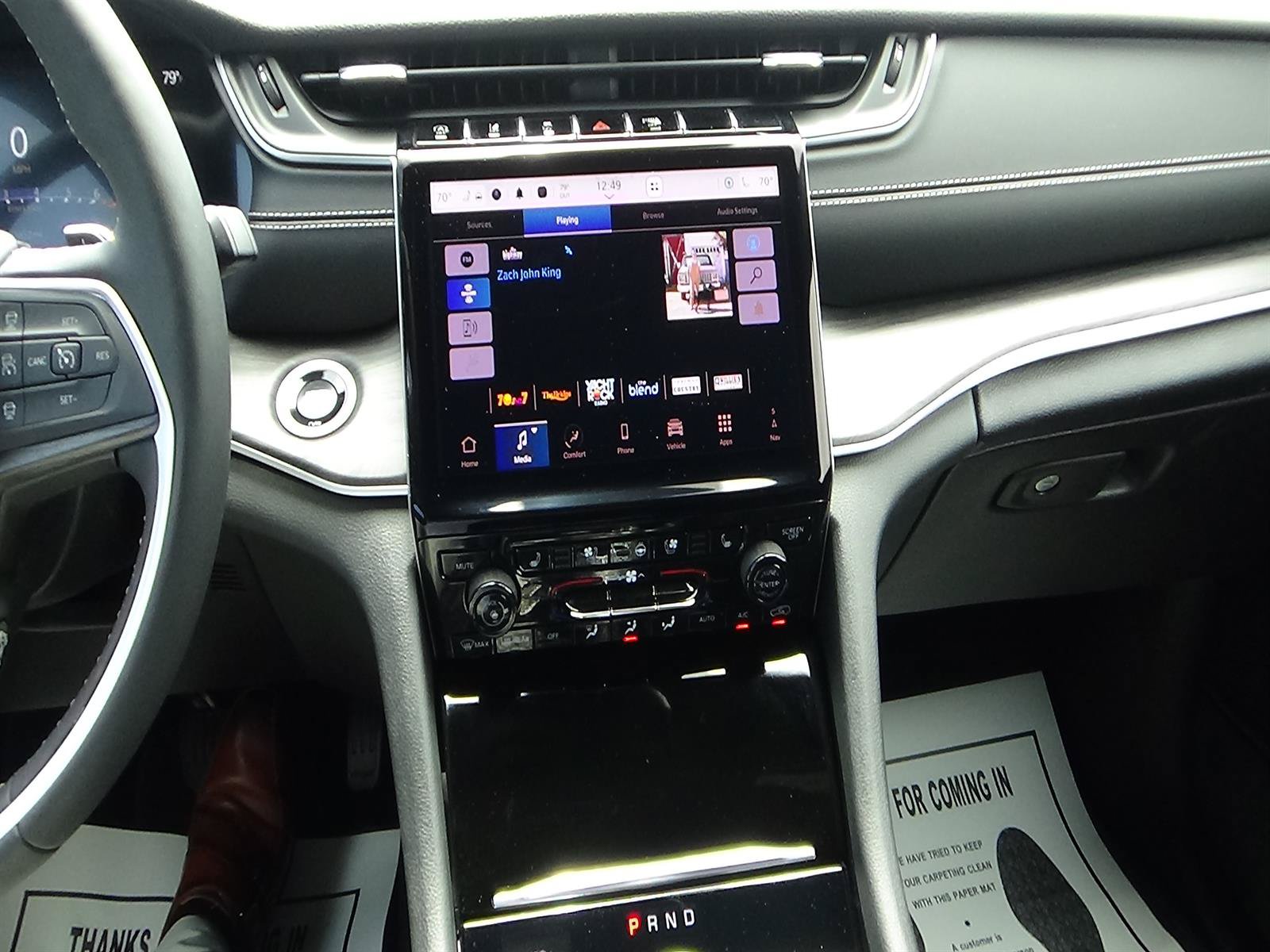 Certified 2025 Jeep Grand Cherokee L Limited w/ Luxury Tech Group II AWD/4WD image 27