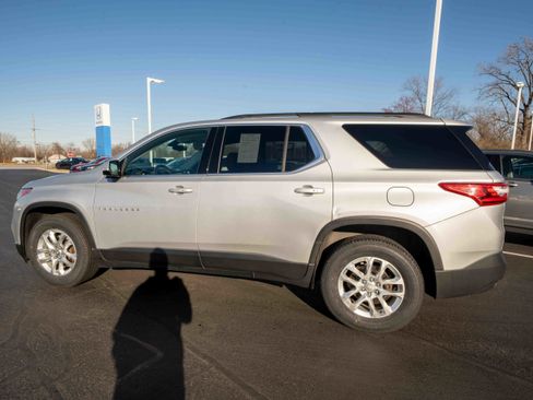 Used 2019 Chevrolet Traverse LT image 4