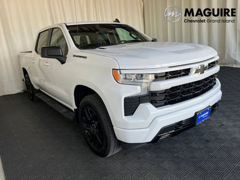 Used 2024 Chevrolet Silverado 1500 RST w/ Convenience Package II AWD/4WD image 28