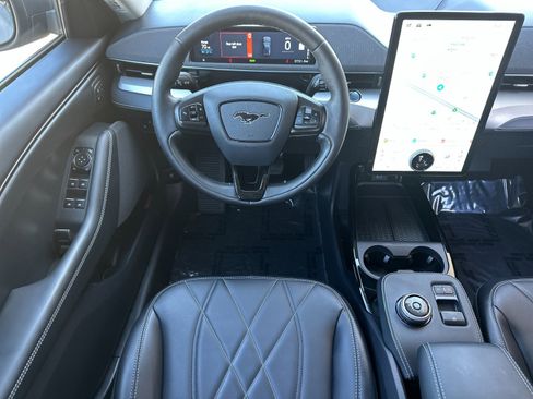 Used 2021 Ford Mustang Mach-E Select w/ Comfort/Appearance Package image 13