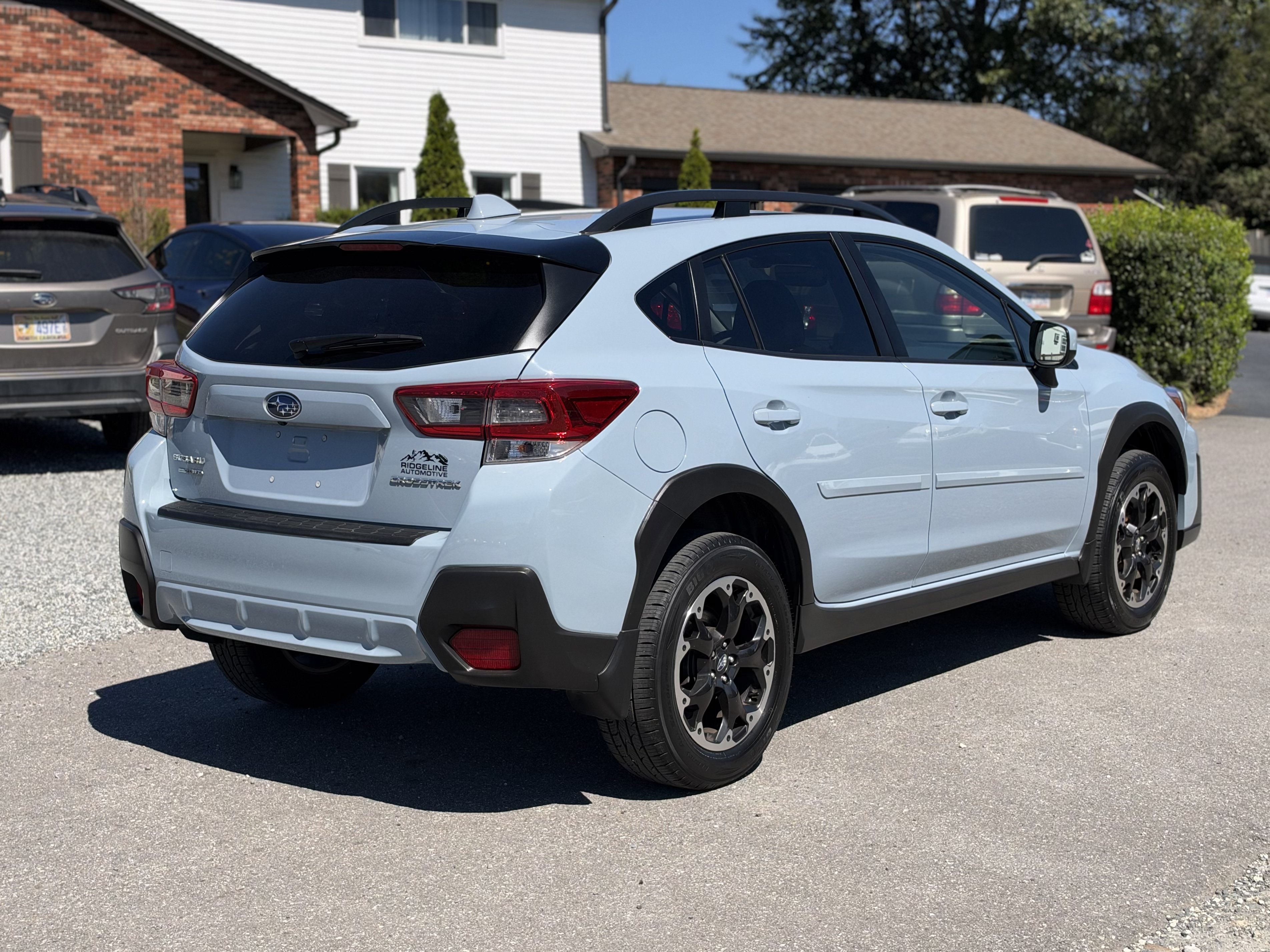 Used 2021 Subaru Crosstrek 2.0i Premium w/ Popular Package #2 AWD/4WD image 3