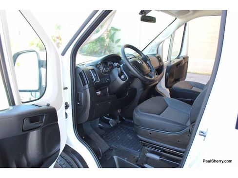 Used 2021 RAM ProMaster 3500 w/ Premium Appearance Group FWD image 5