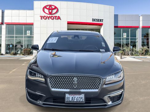 Used 2019 Lincoln MKZ Reserve FWD image 2