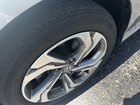 Used 2020 Honda Accord EX image 7