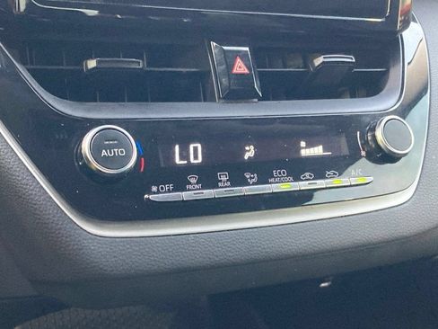Used 2023 Toyota Corolla LE FWD image 24