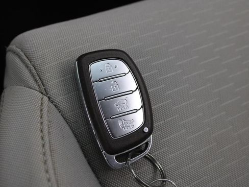 Used 2020 Hyundai Tucson Value FWD image 29