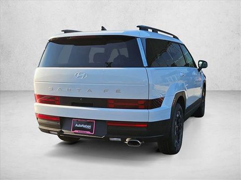 Used 2026 Hyundai Santa Fe SEL FWD image 2
