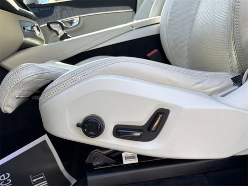 Used 2022 Volvo XC90 T6 Inscription w/ Advanced Package image 24