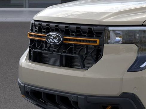 New 2025 Ford Maverick Tremor image 18