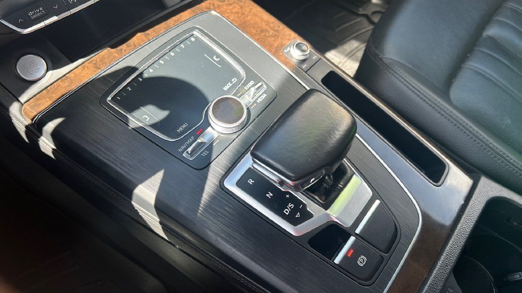 Used 2019 Audi Q5 2.0T Premium Plus w/ Premium Plus Package AWD/4WD image 39