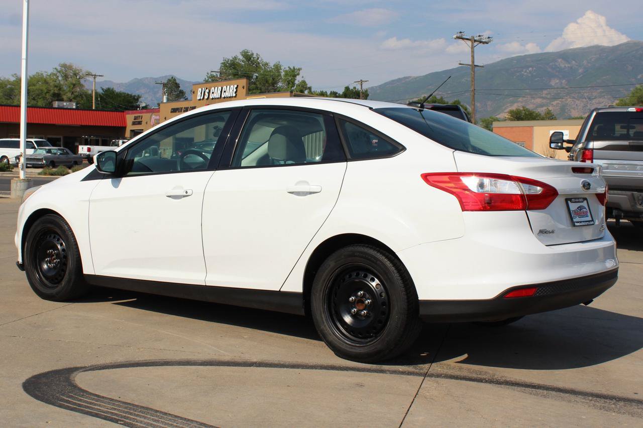 Used 2012 Ford Focus SE FWD image 33
