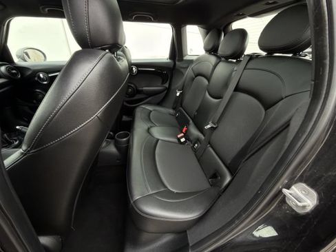 Used 2018 MINI Cooper S FWD image 28