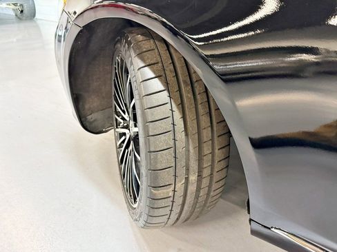 Used 2014 Mercedes-Benz S 550 Sedan image 3