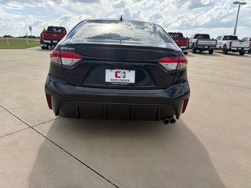 Used 2024 Toyota Corolla SE FWD image 4