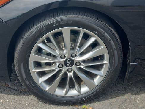 Used 2023 INFINITI Q50 Luxe w/ Cargo Package AWD/4WD image 9