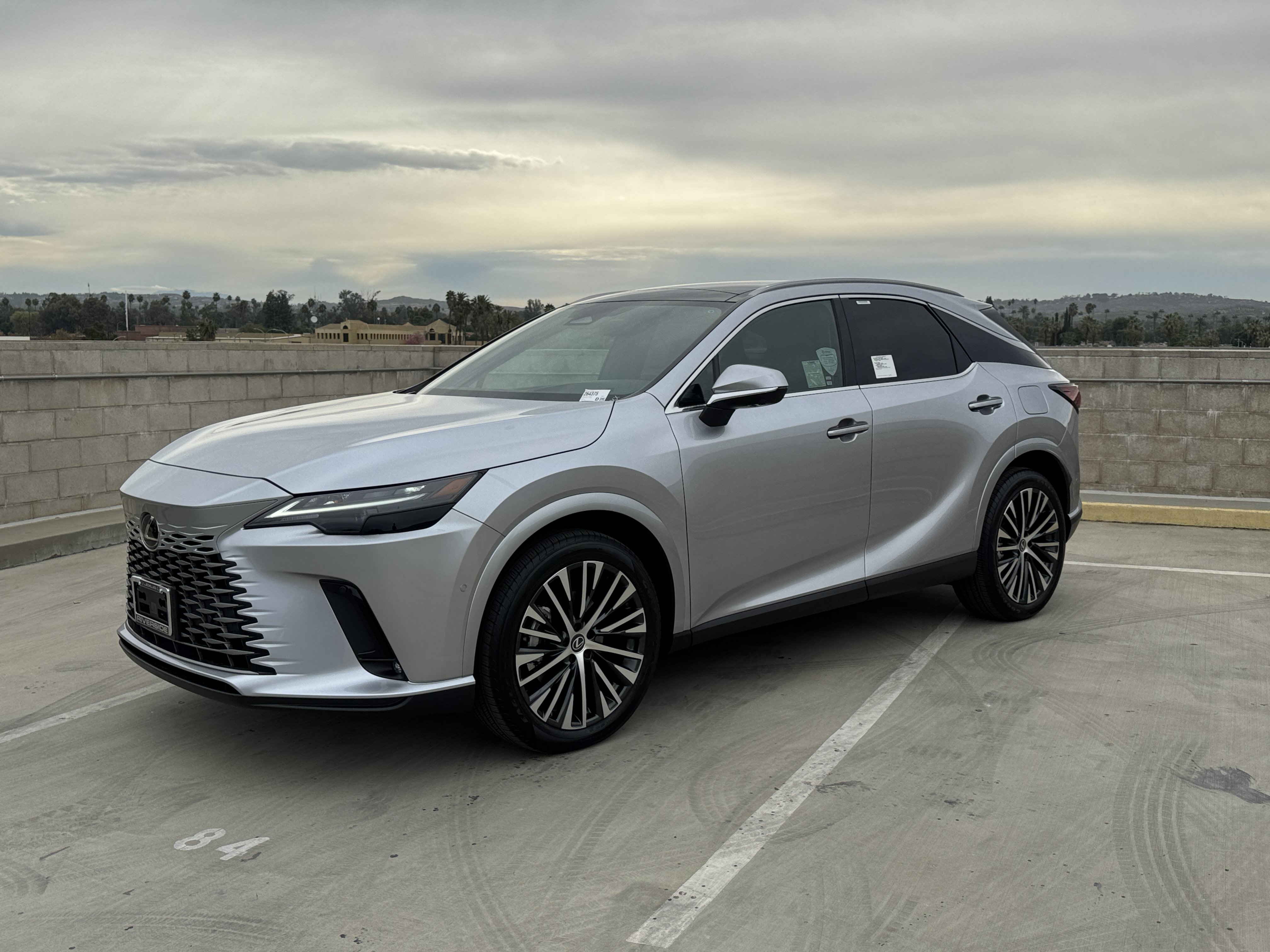 New 2026 Lexus RX 350h AWD/4WD image 4