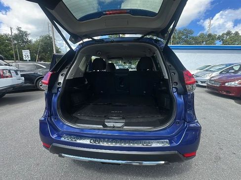 Used 2018 Nissan Rogue SV FWD image 37