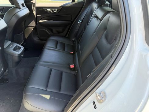 Used 2024 Volvo V60 B5 Cross Country Plus AWD/4WD image 20
