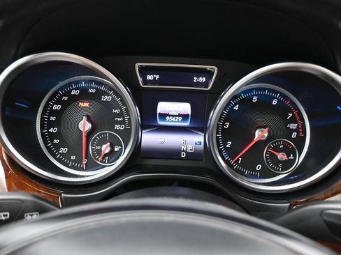 Used 2018 Mercedes-Benz GLS 550 4MATIC image 17