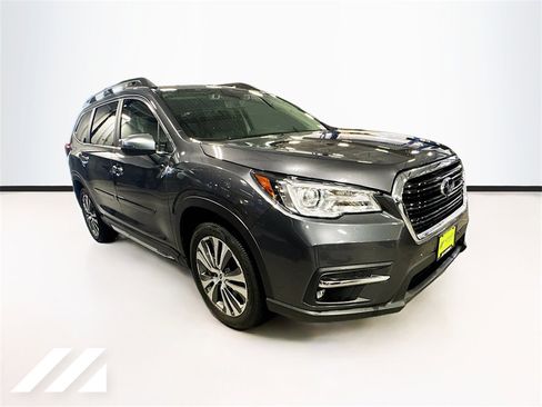 Used 2022 Subaru Ascent Touring image 3