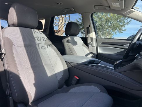 Used 2021 Buick Enclave Preferred image 15