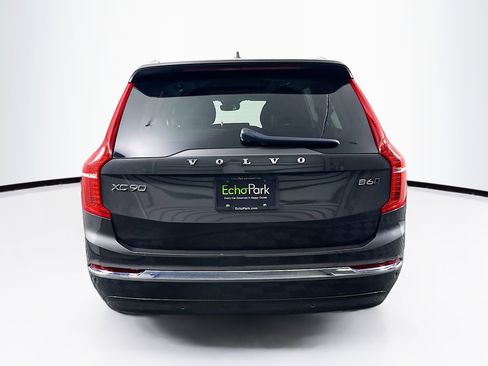 Used 2024 Volvo XC90 B6 Plus image 7
